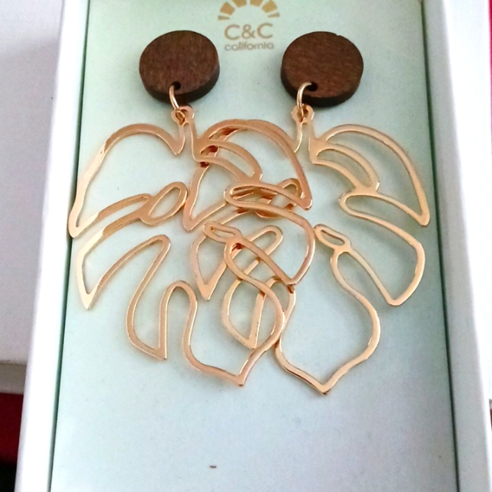 C&C California palm earrings